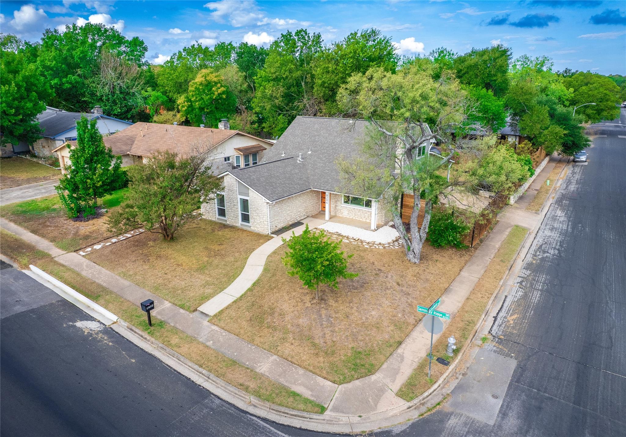 8204 Seminary Ridge Dr, Austin, TX 78745