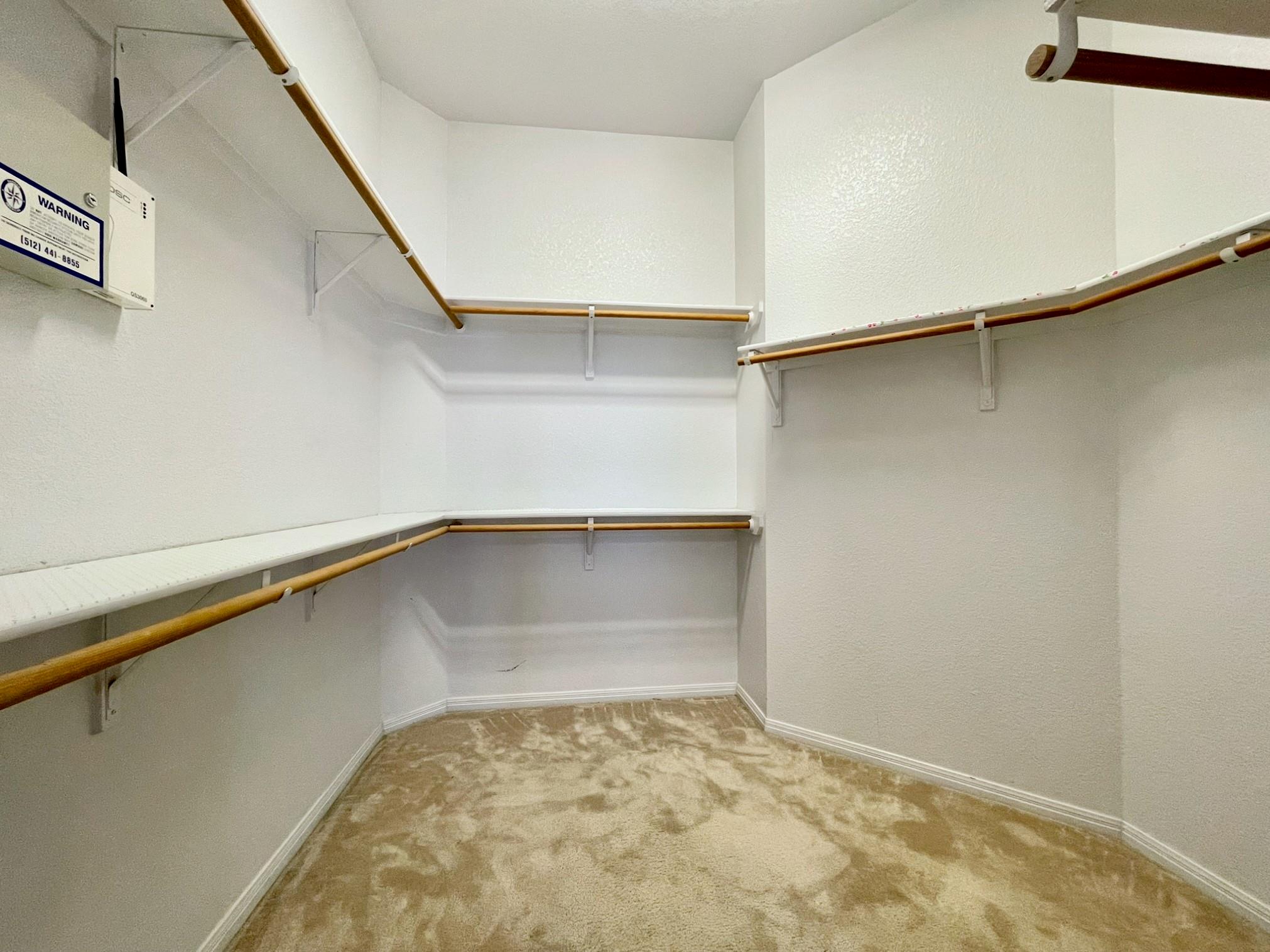 1725 Dapplegrey Ln, Austin, TX 78727