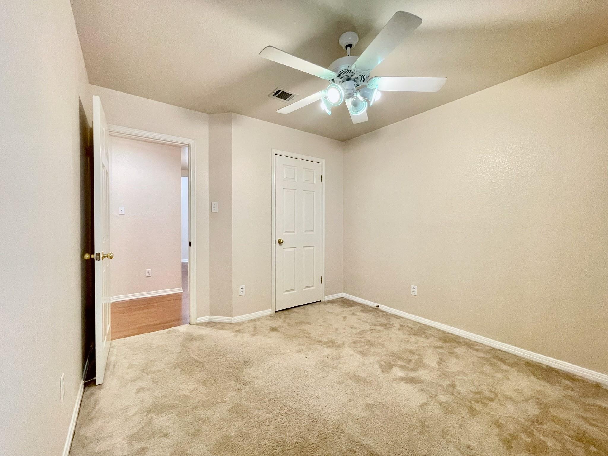 1725 Dapplegrey Ln, Austin, TX 78727