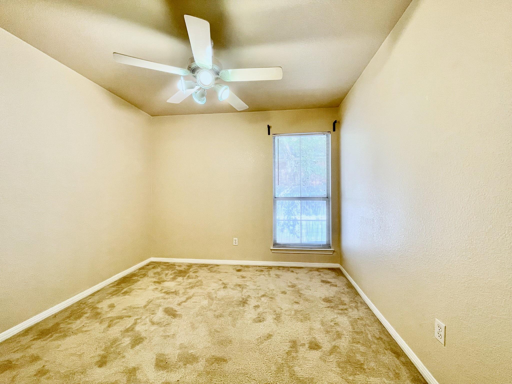 1725 Dapplegrey Ln, Austin, TX 78727