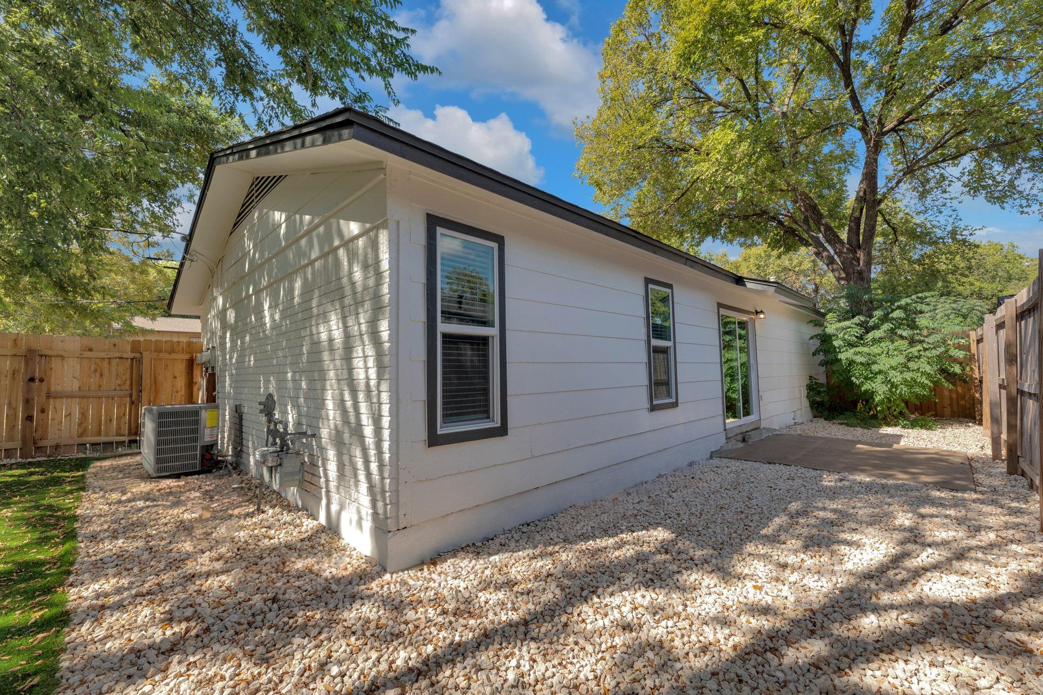 1008 Wilks Ave # A, Austin, TX 78752