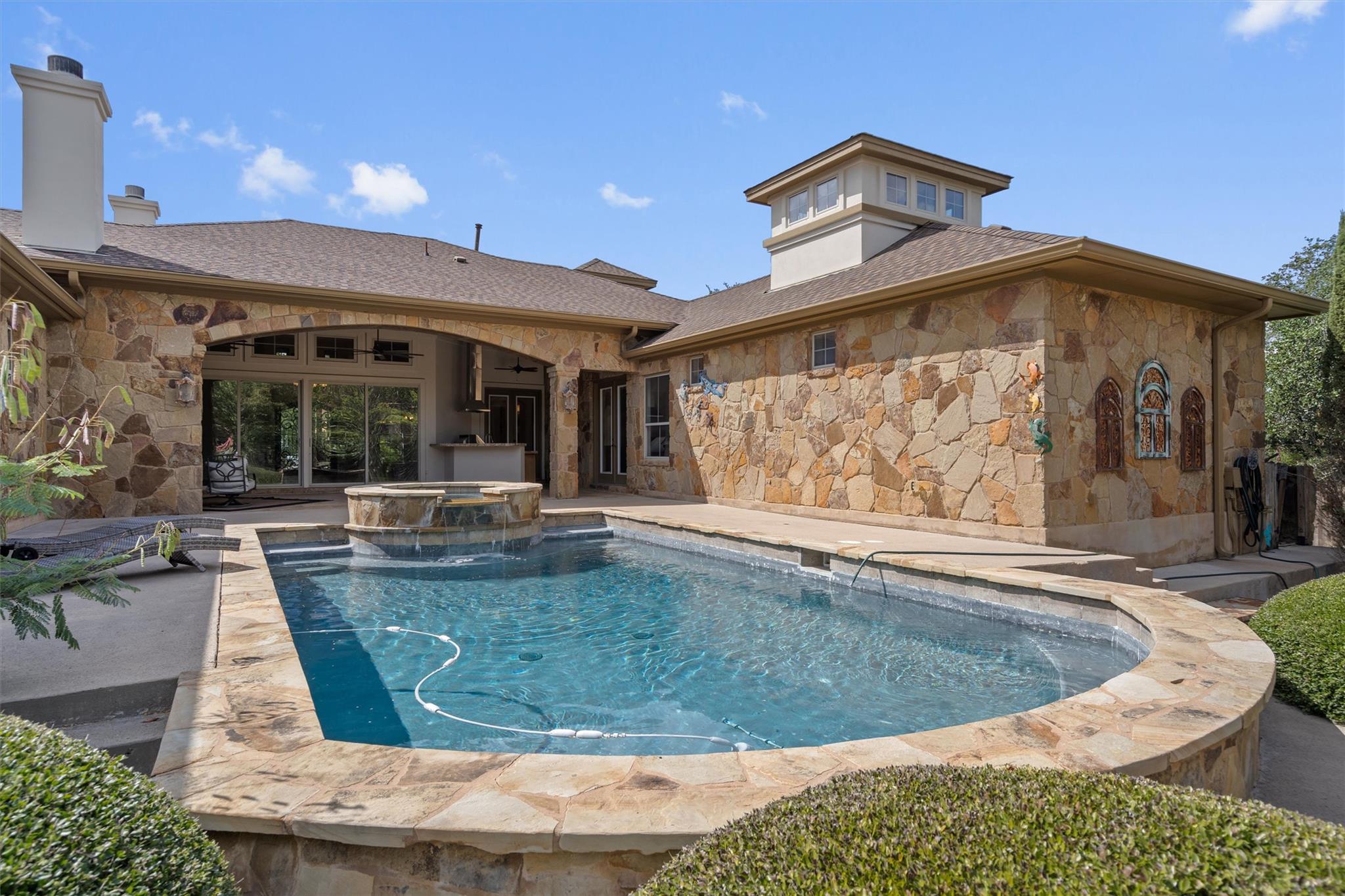 15086 Barrie Dr, Austin, TX 78734