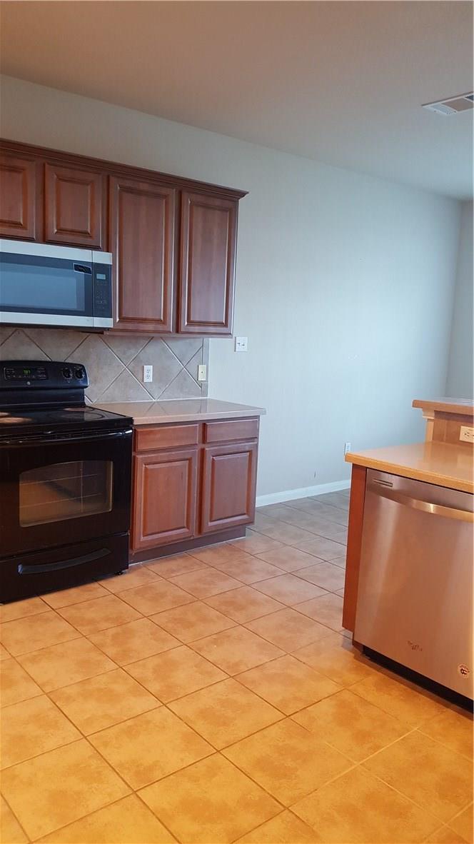 19633 Cheyenne Valley Dr, Round Rock, TX 78664