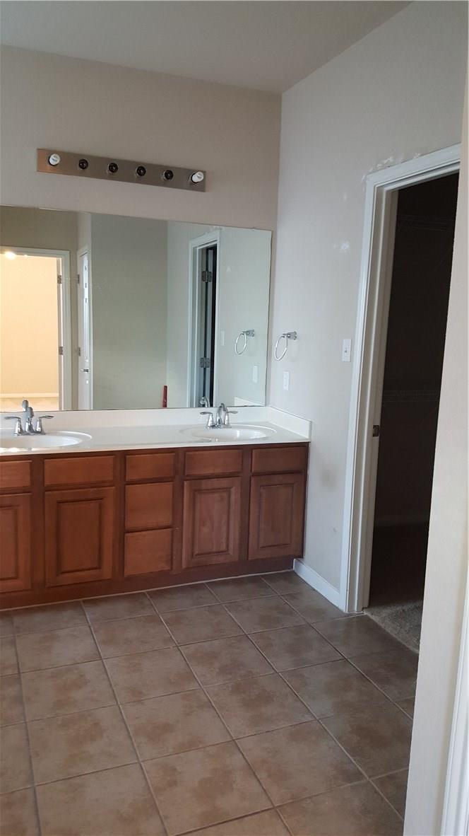 19633 Cheyenne Valley Dr, Round Rock, TX 78664