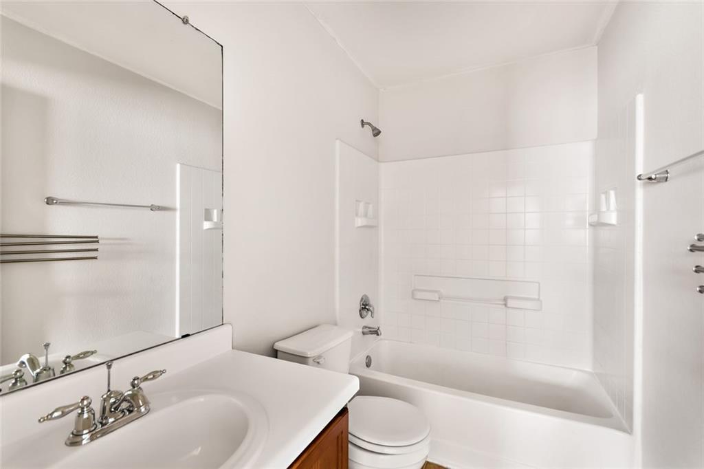 143 Black Forest Rd, Buda, TX 78610