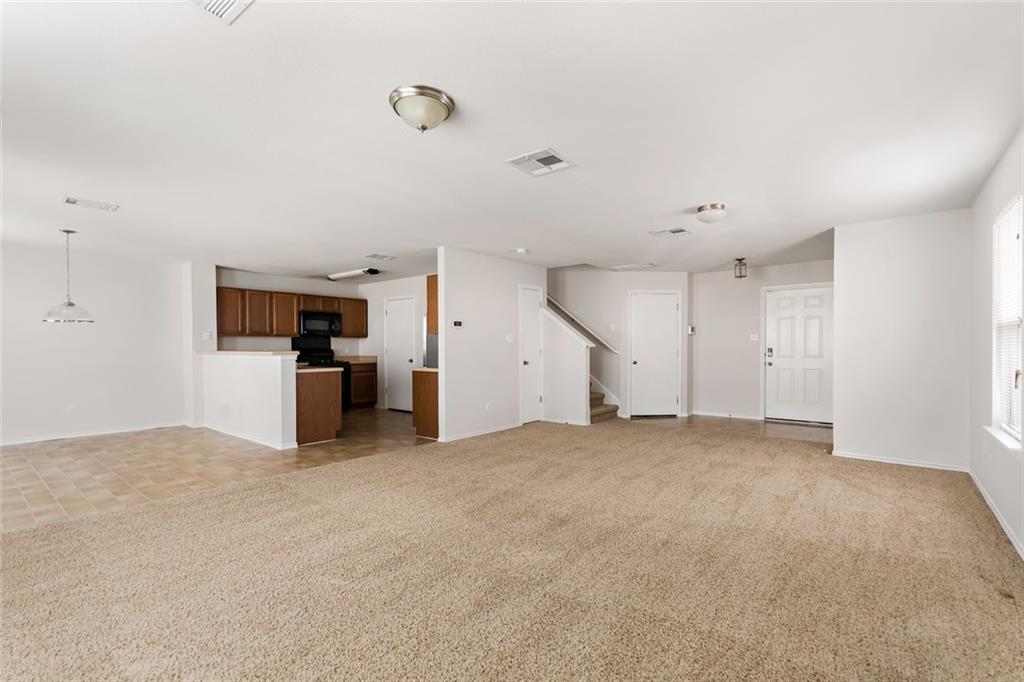 143 Black Forest Rd, Buda, TX 78610