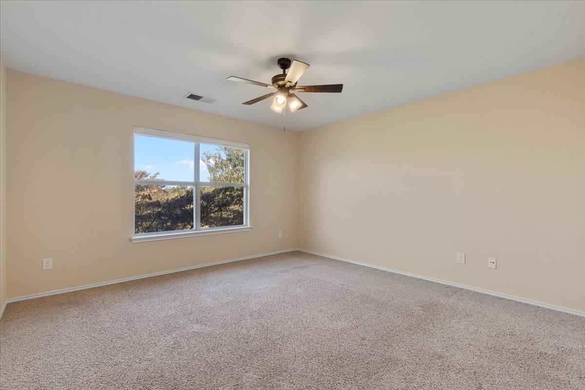 2221 Speidel Dr, Pflugerville, TX 78660