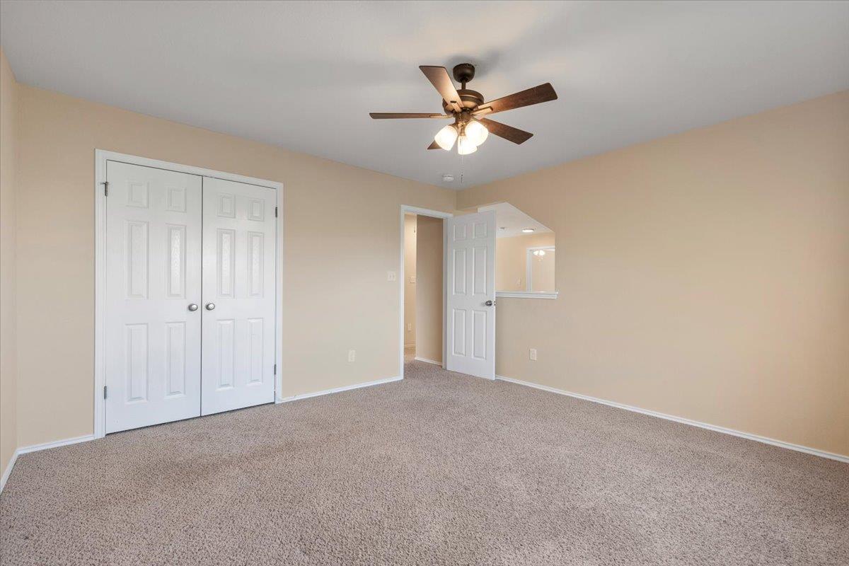 2221 Speidel Dr, Pflugerville, TX 78660