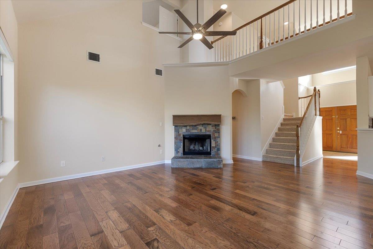 2221 Speidel Dr, Pflugerville, TX 78660