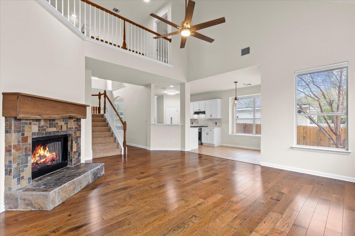 2221 Speidel Dr, Pflugerville, TX 78660