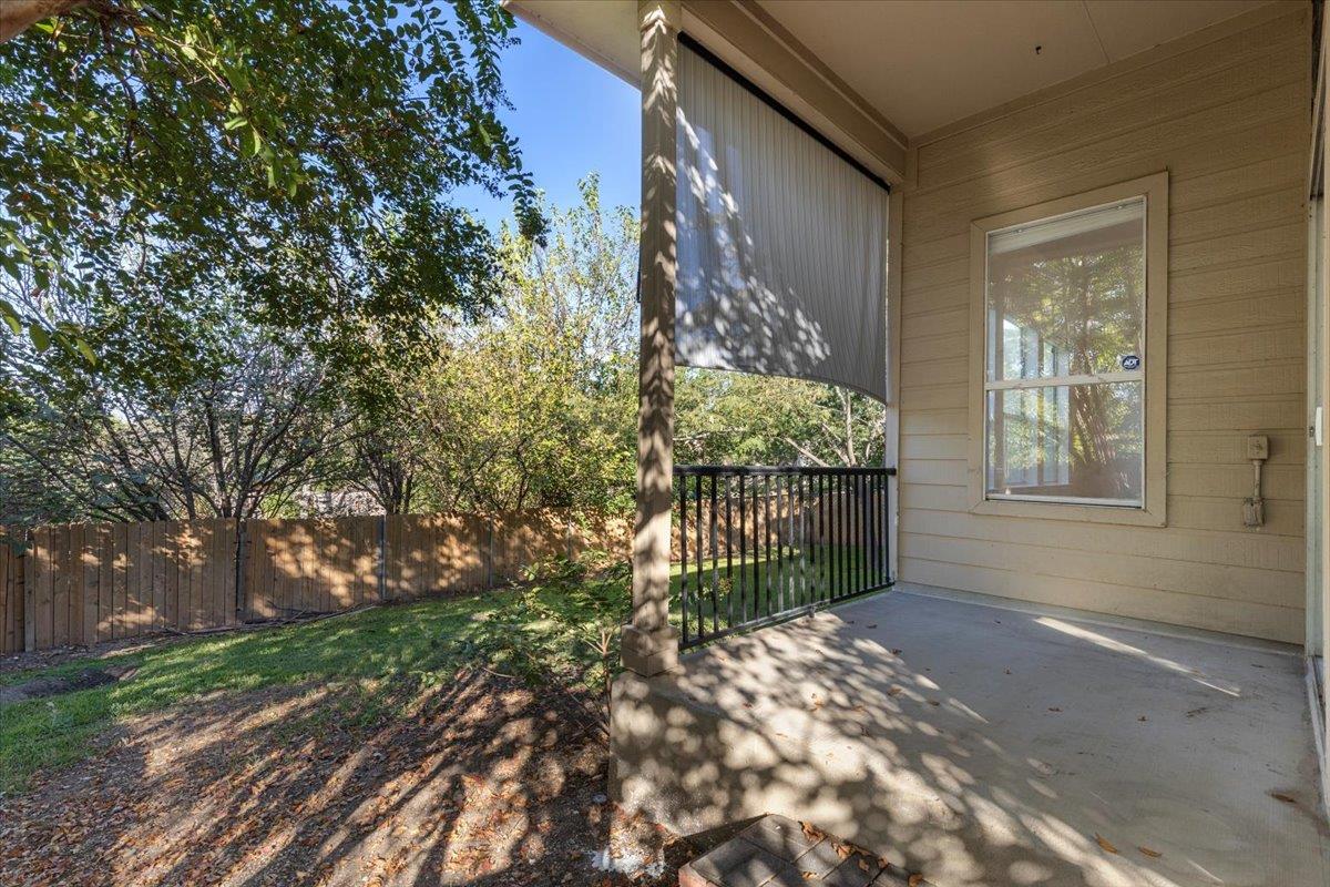 2221 Speidel Dr, Pflugerville, TX 78660