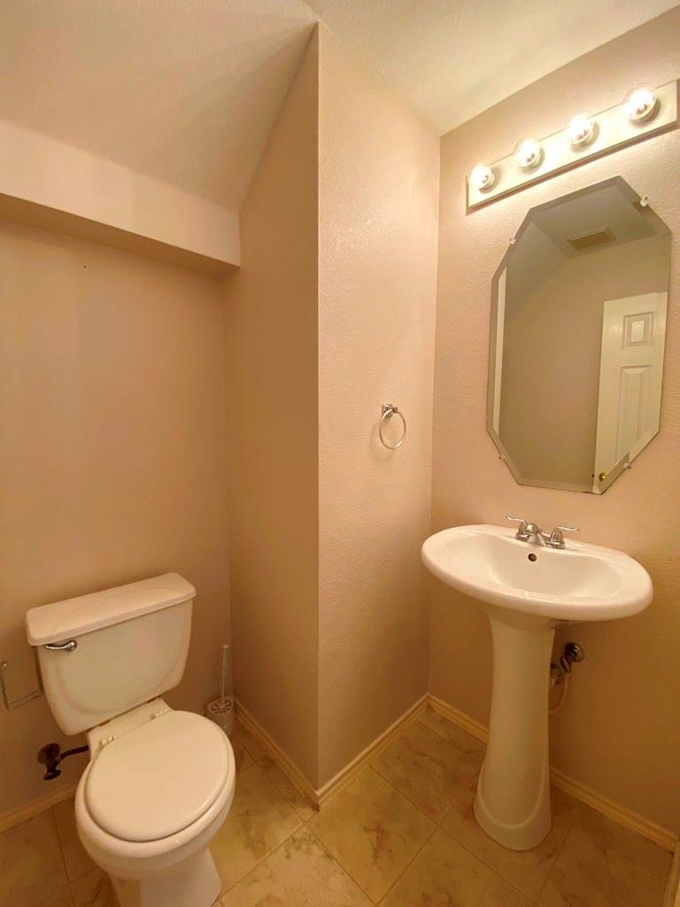 145 Strawn, Kyle, TX 78640