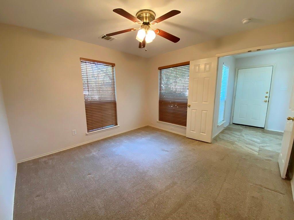 145 Strawn, Kyle, TX 78640