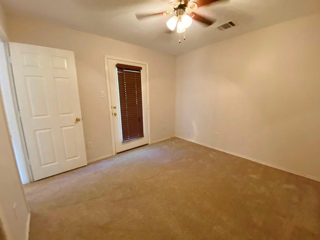 145 Strawn, Kyle, TX 78640