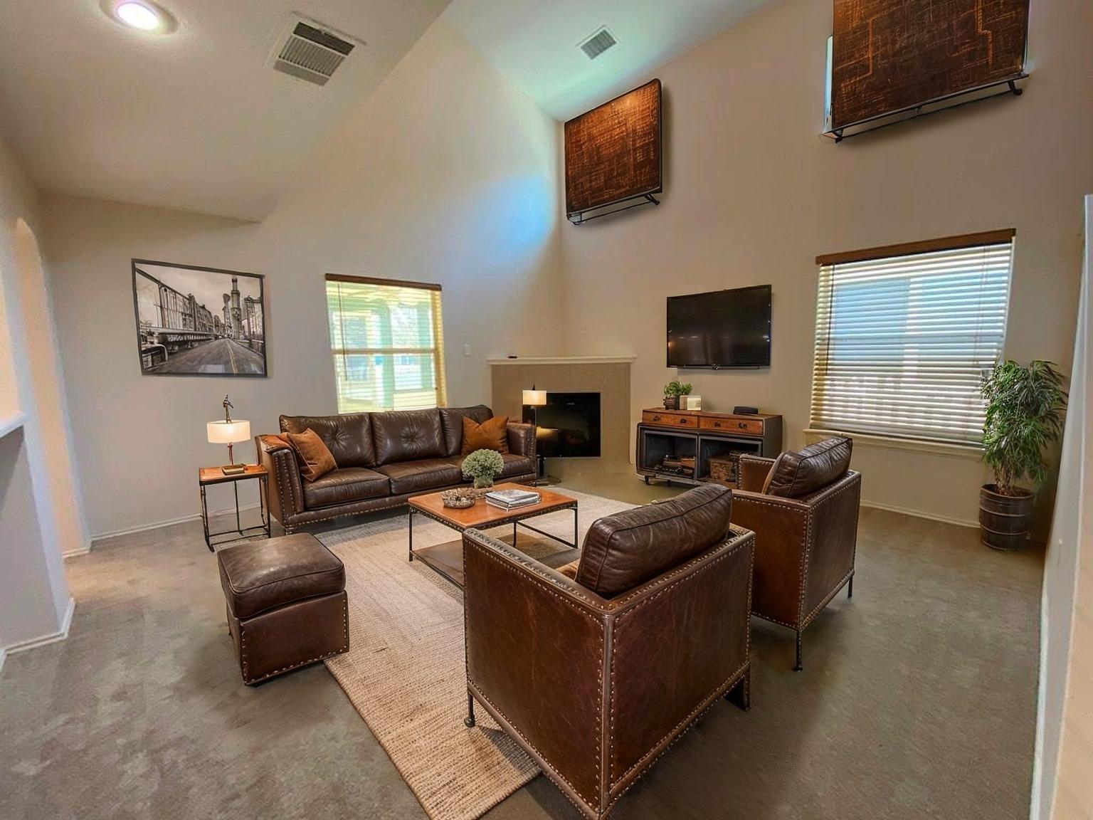 145 Strawn, Kyle, TX 78640