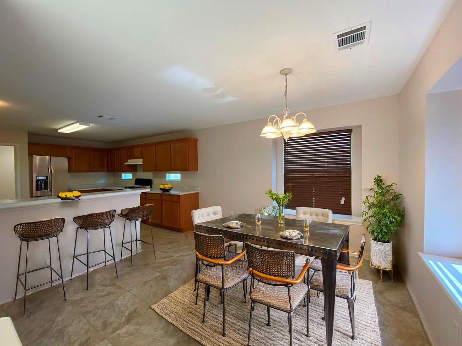 145 Strawn, Kyle, TX 78640