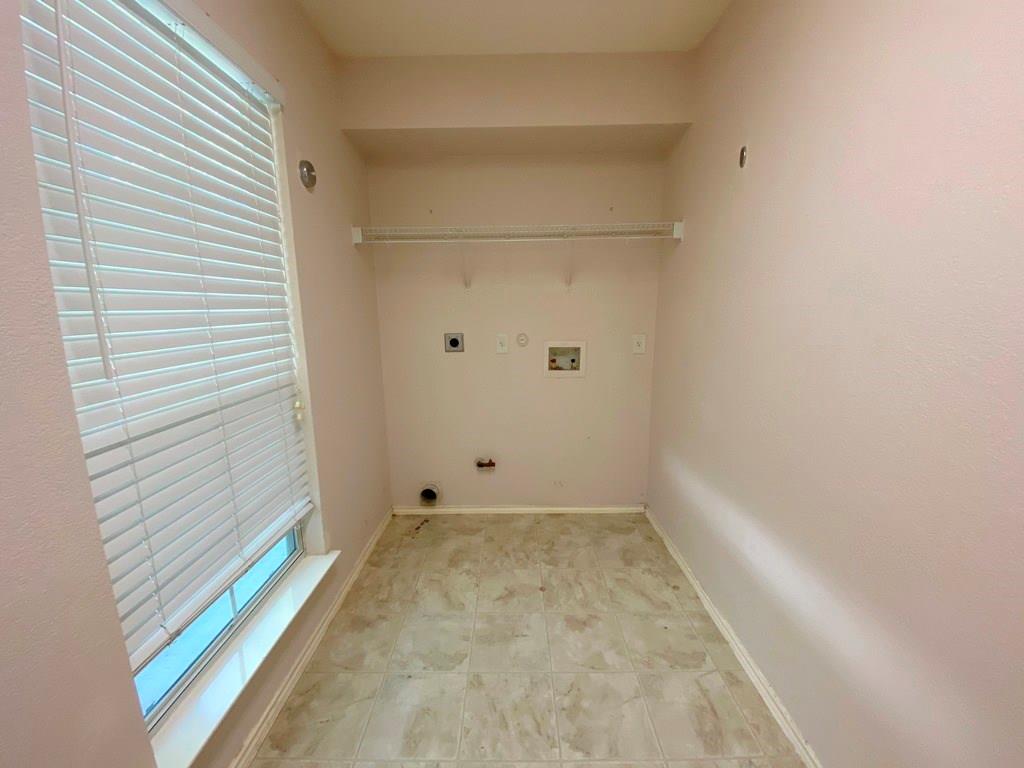 145 Strawn, Kyle, TX 78640