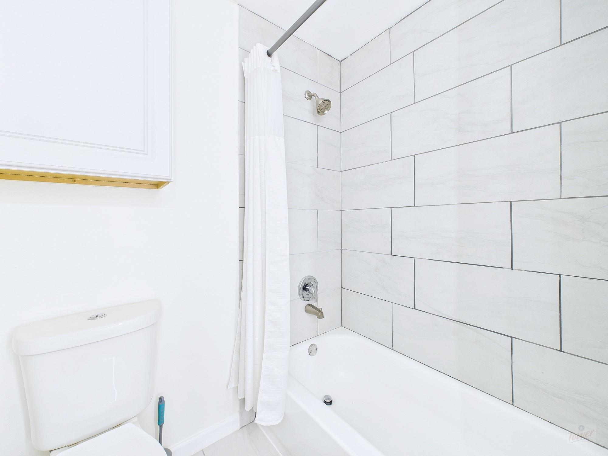 2216 San Gabriel St # 305, Austin, TX 78705