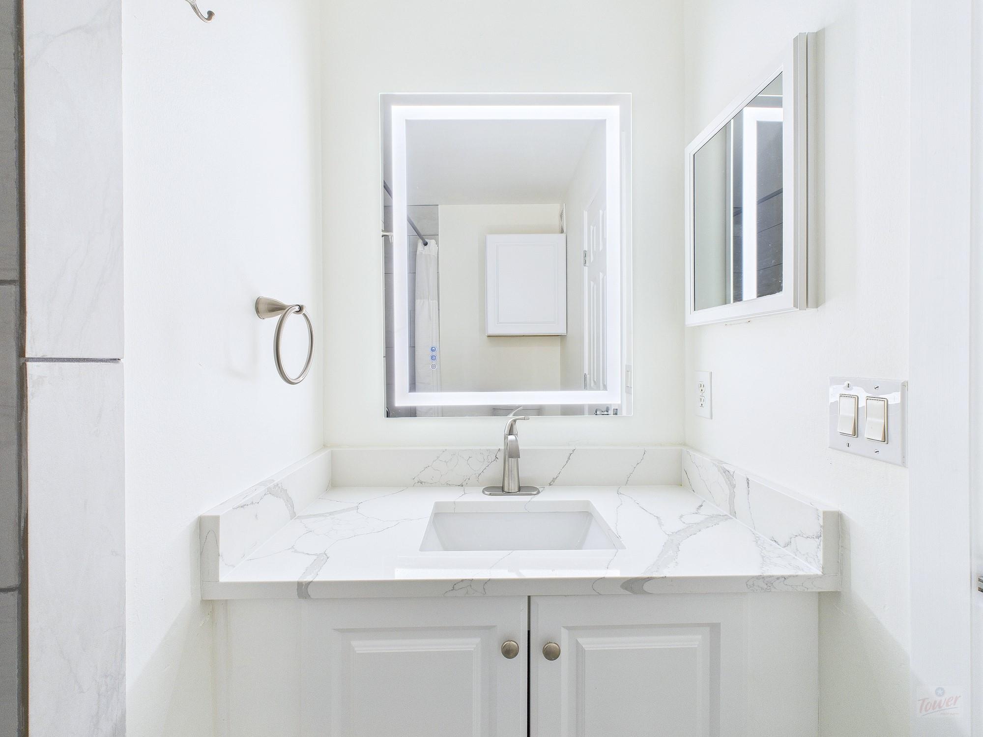 2216 San Gabriel St # 305, Austin, TX 78705