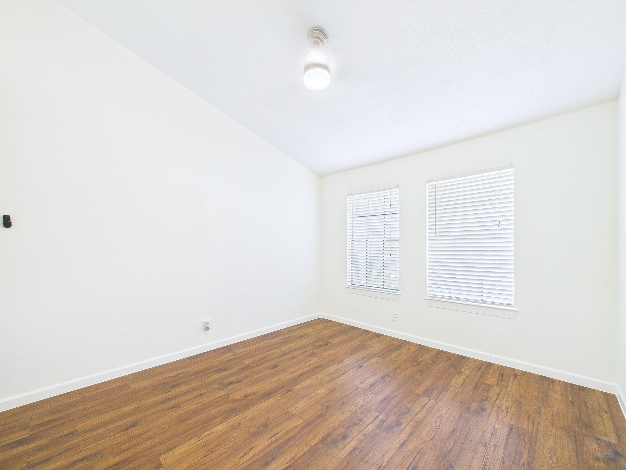 2216 San Gabriel St # 305, Austin, TX 78705