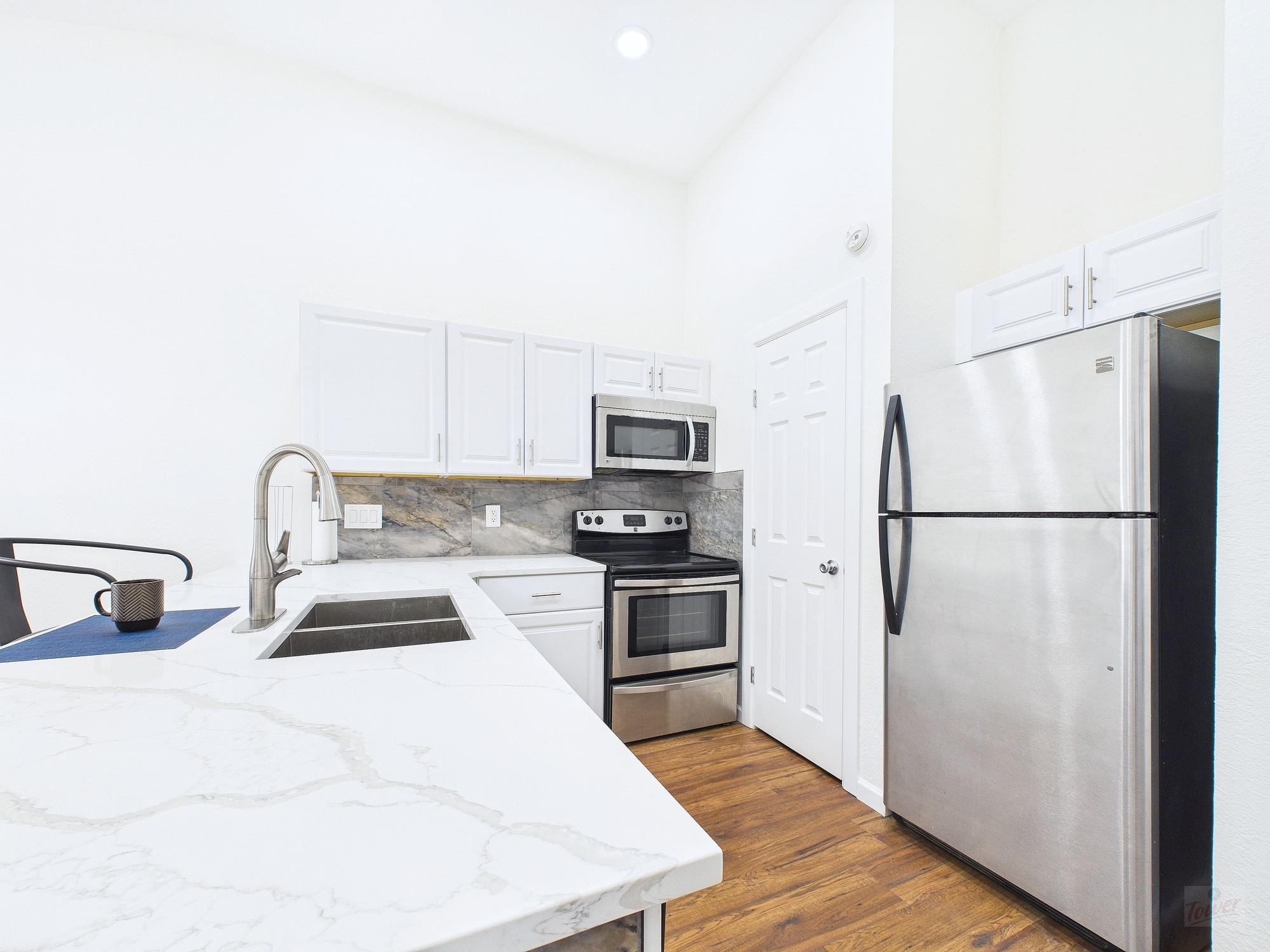 2216 San Gabriel St # 305, Austin, TX 78705