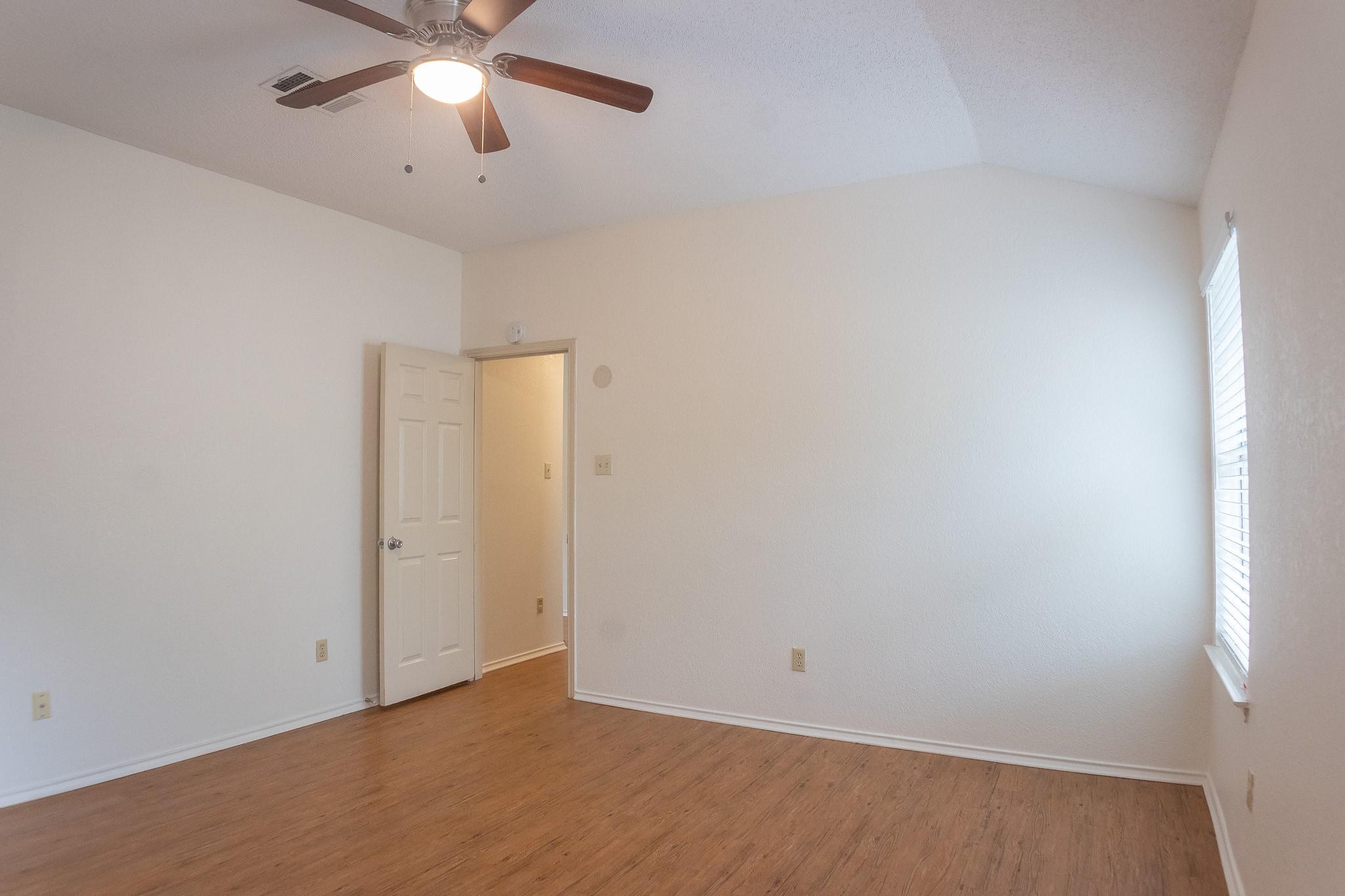 8137 Huddleston Ln, Austin, TX 78748