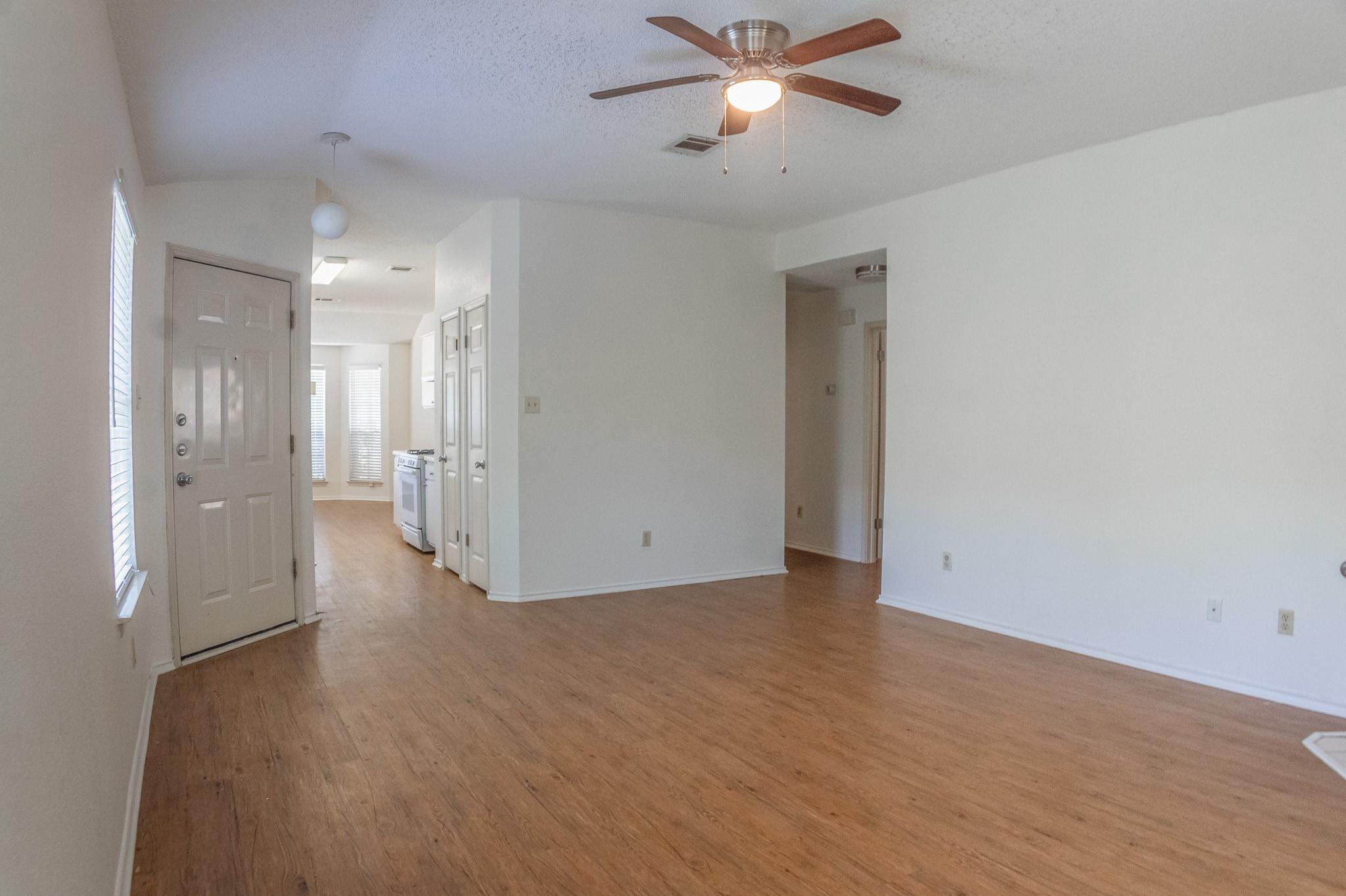 8137 Huddleston Ln, Austin, TX 78748