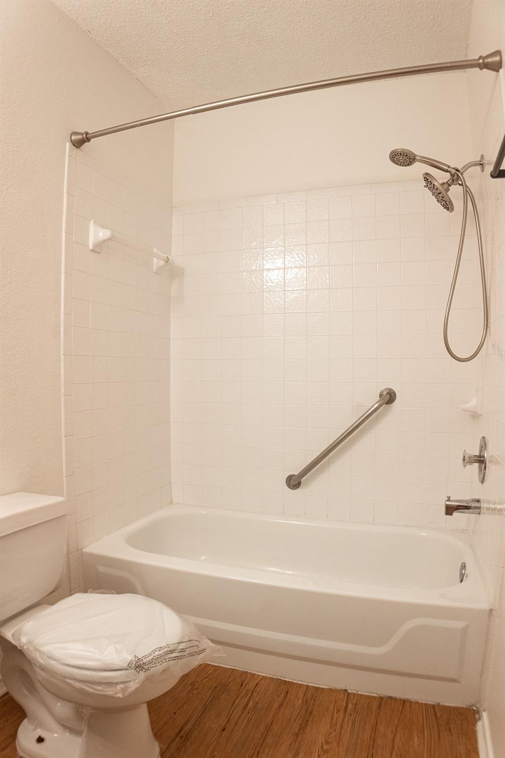 8137 Huddleston Ln, Austin, TX 78748