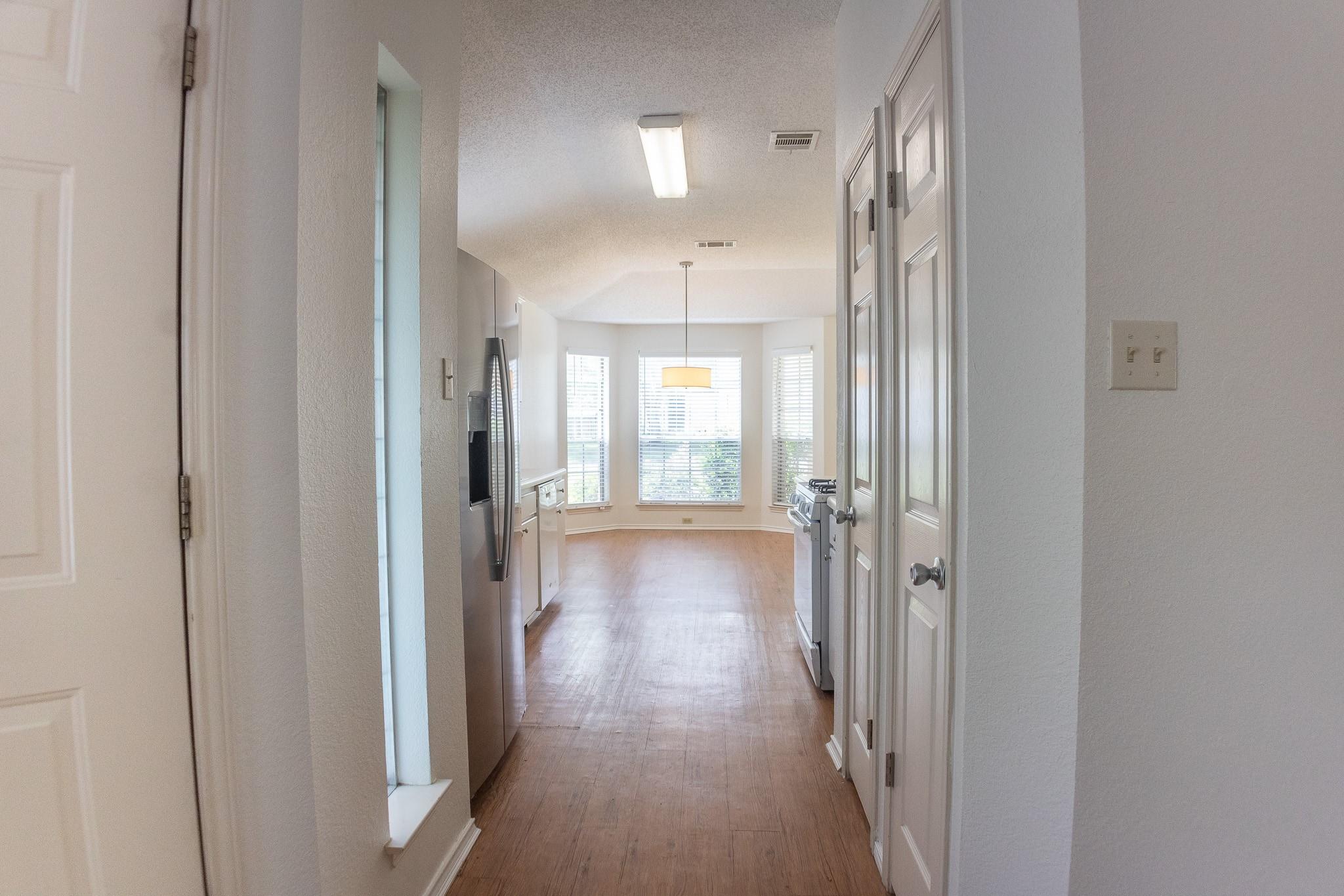 8137 Huddleston Ln, Austin, TX 78748