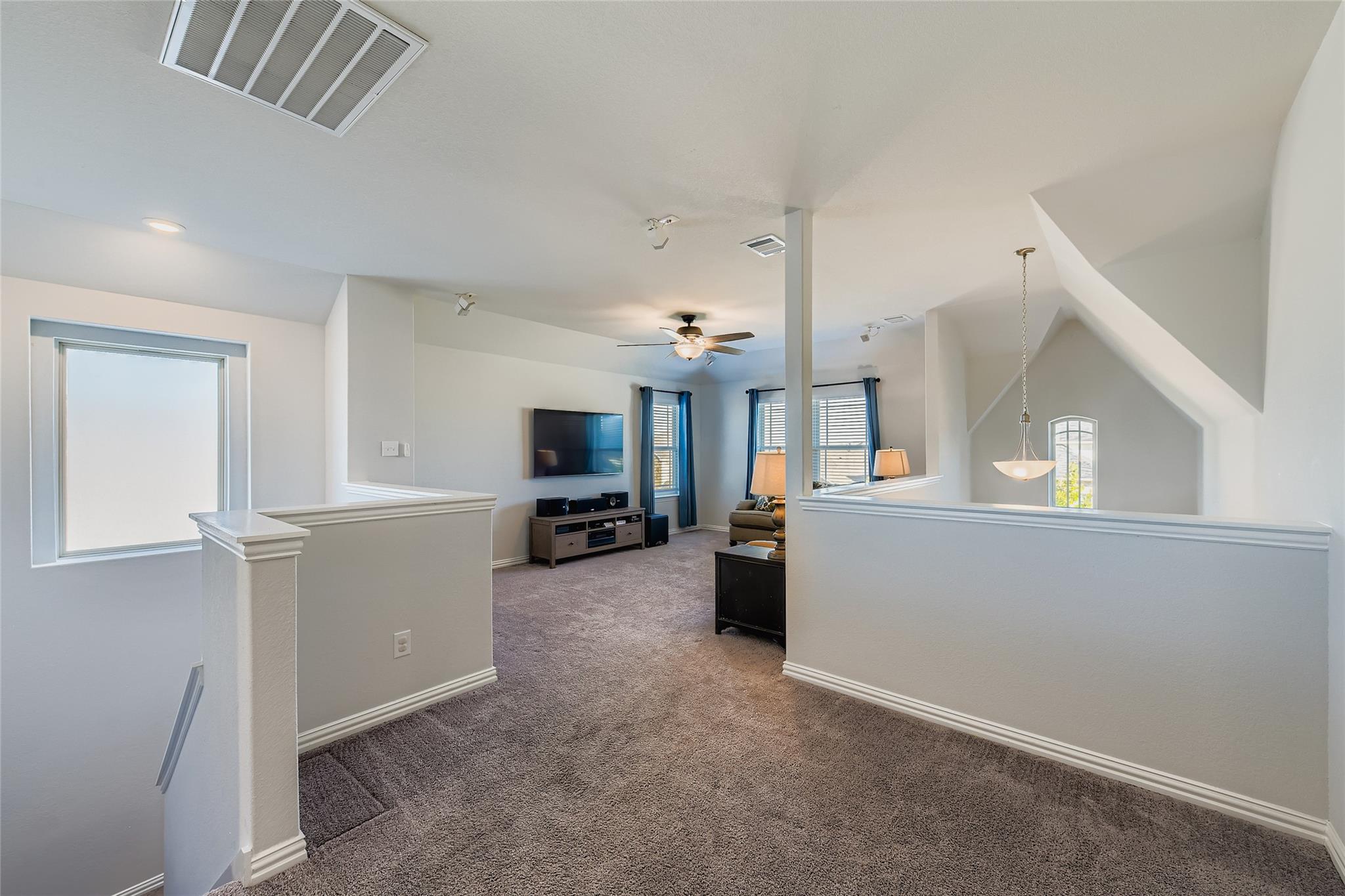 1075 Cherrystone Loop, Buda, TX 78610