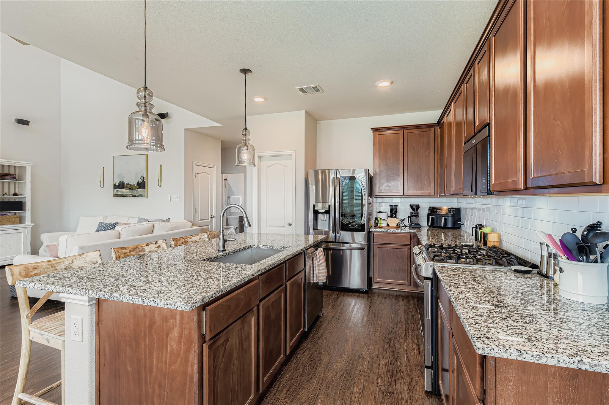 1075 Cherrystone Loop, Buda, TX 78610