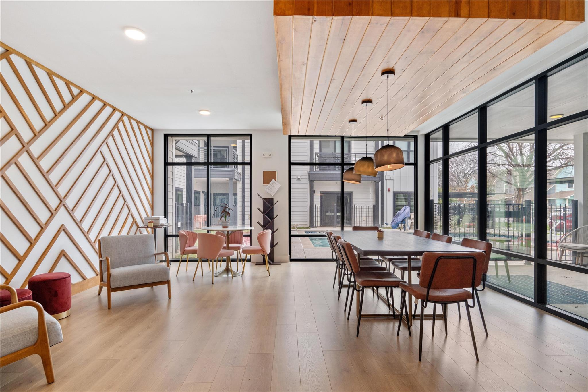 3101 Govalle Ave # 206, Austin, TX 78702