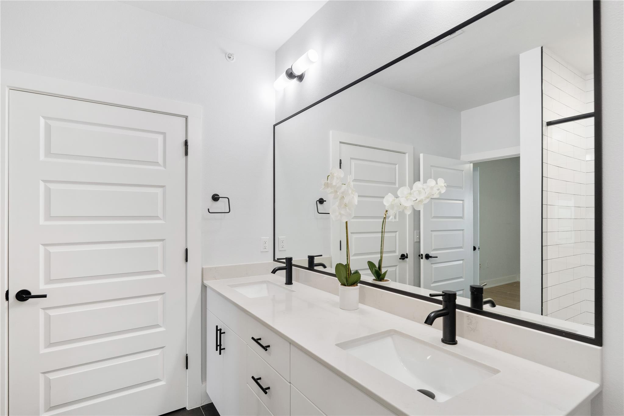 3101 Govalle Ave # 206, Austin, TX 78702