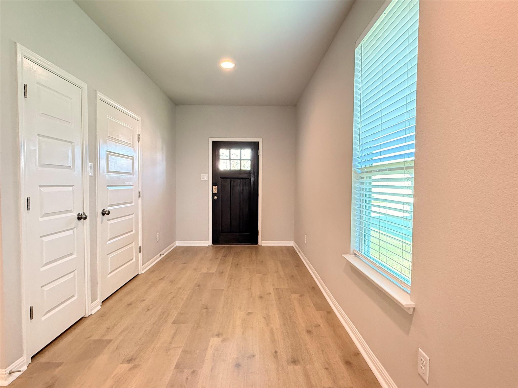 244 Wild Wind Trl, Jarrell, TX 76537