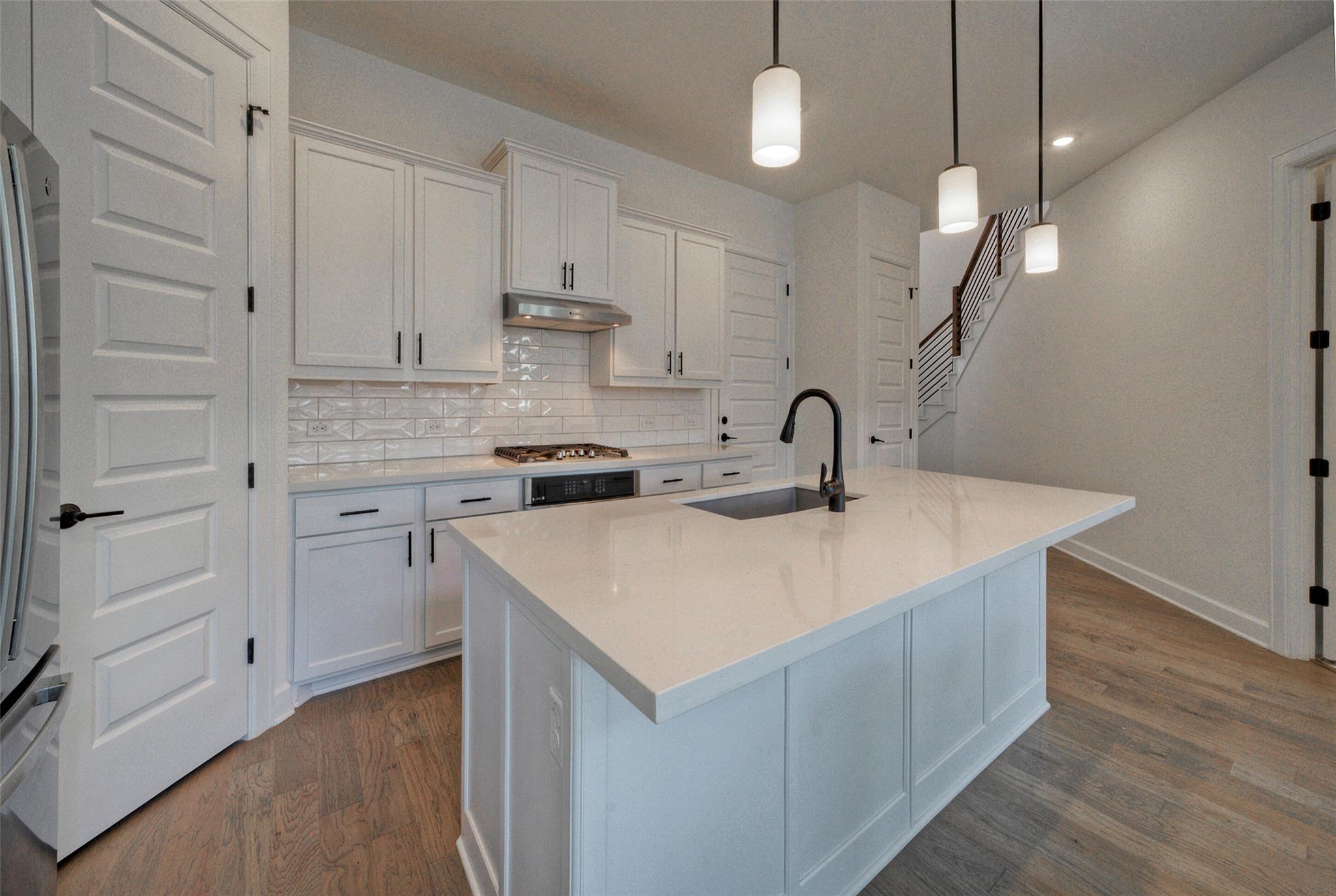 245 Darley Oak Dr, Dripping Springs, TX 78620