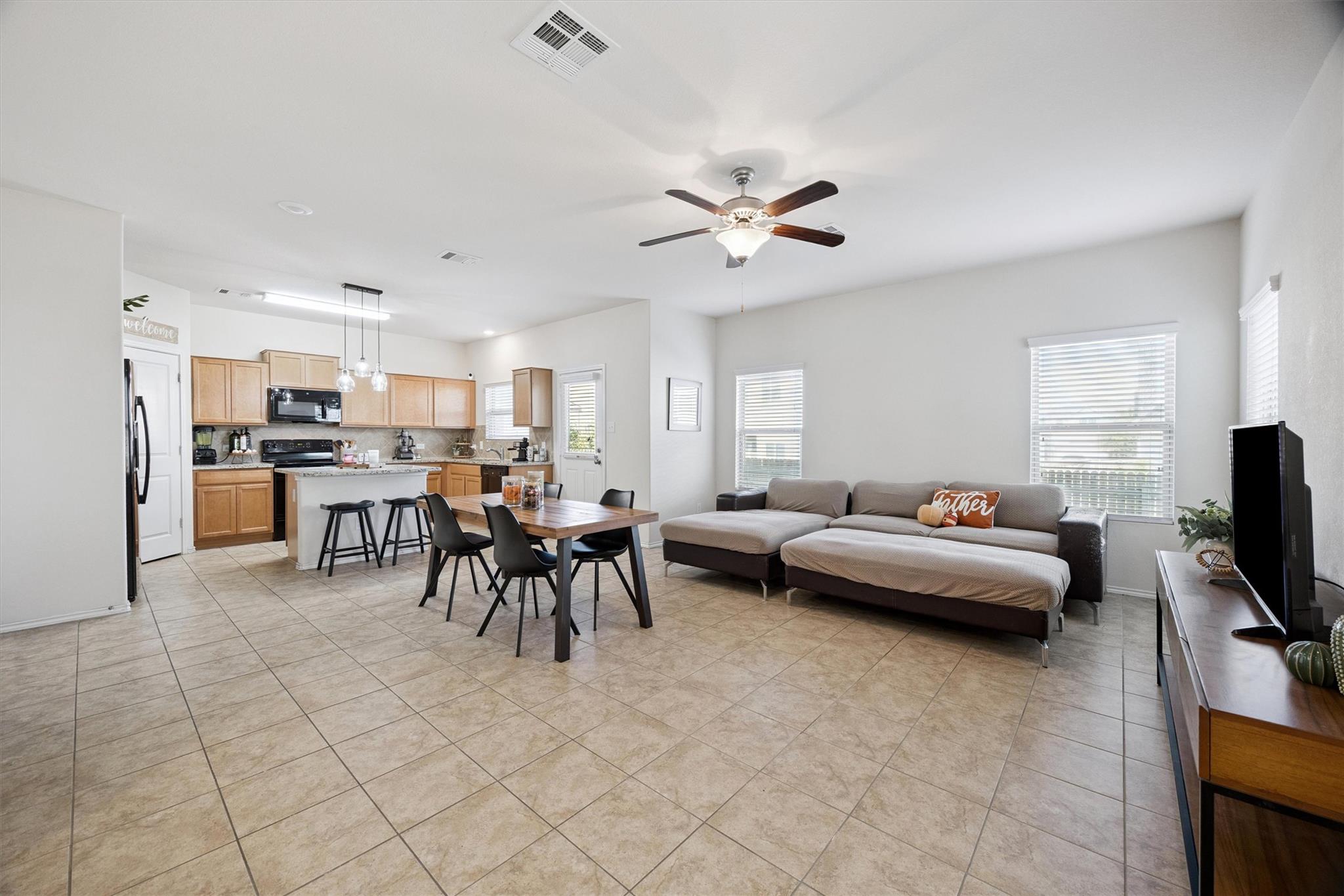 1108 Jackson Ln # 5B, Jarrell, TX 76537