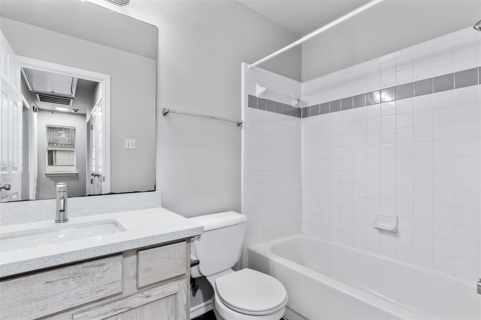 2808 Kestrel Dr # A, Austin, TX 78745