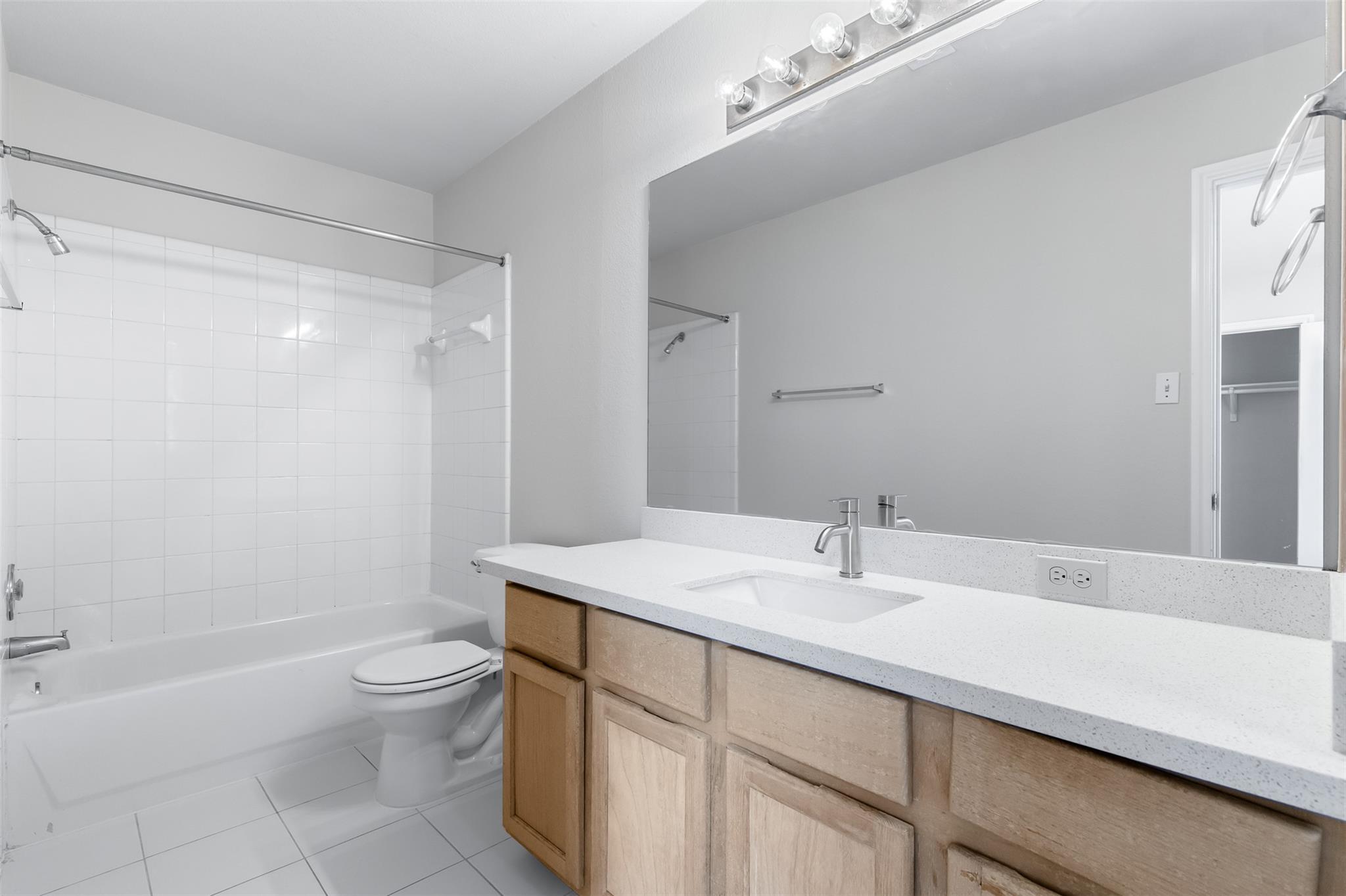 2808 Kestrel Dr # A, Austin, TX 78745