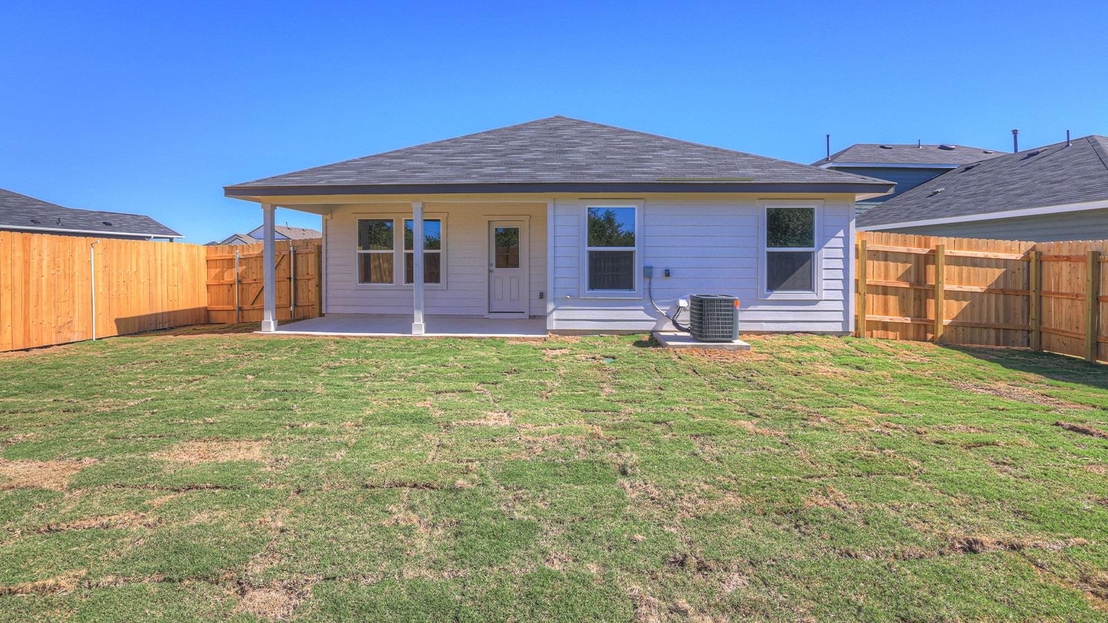 298 DENALI Dr, Kyle, TX 78640