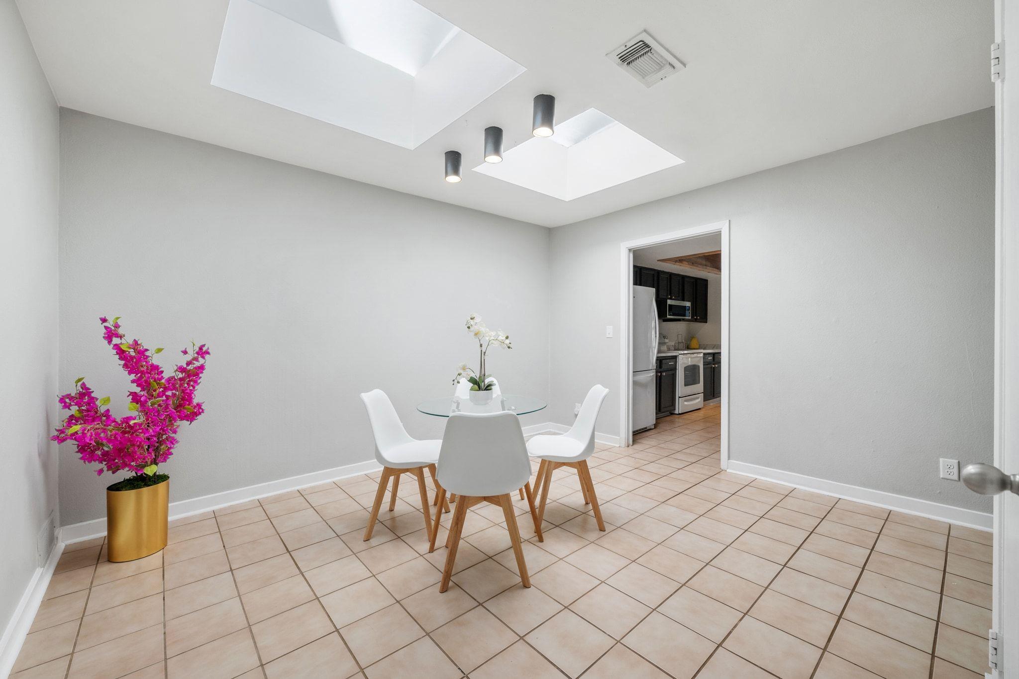 4 Casa Verde, Lakeway, TX 78734