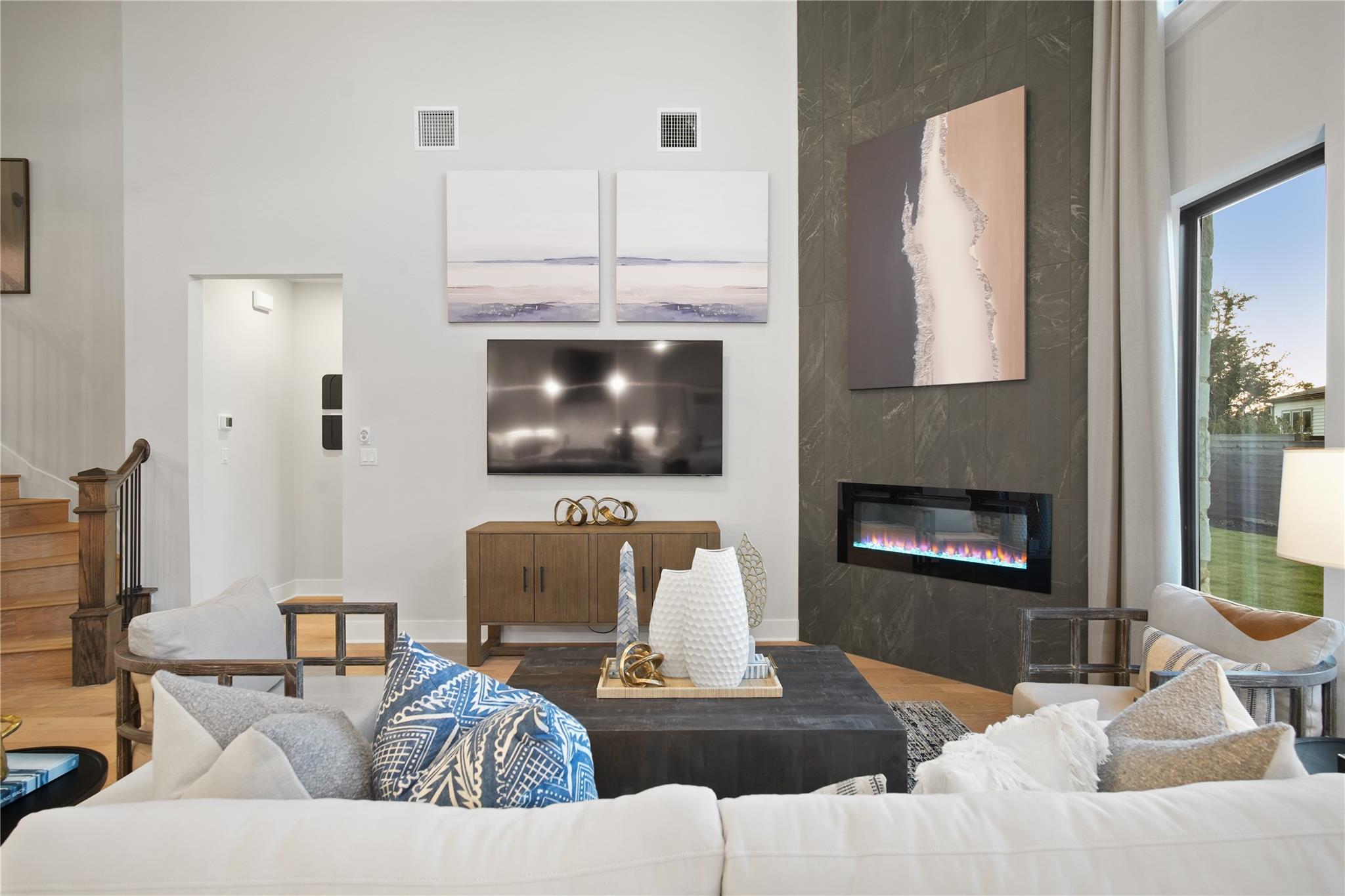 16424 Coursier Dr, Austin, TX 78738