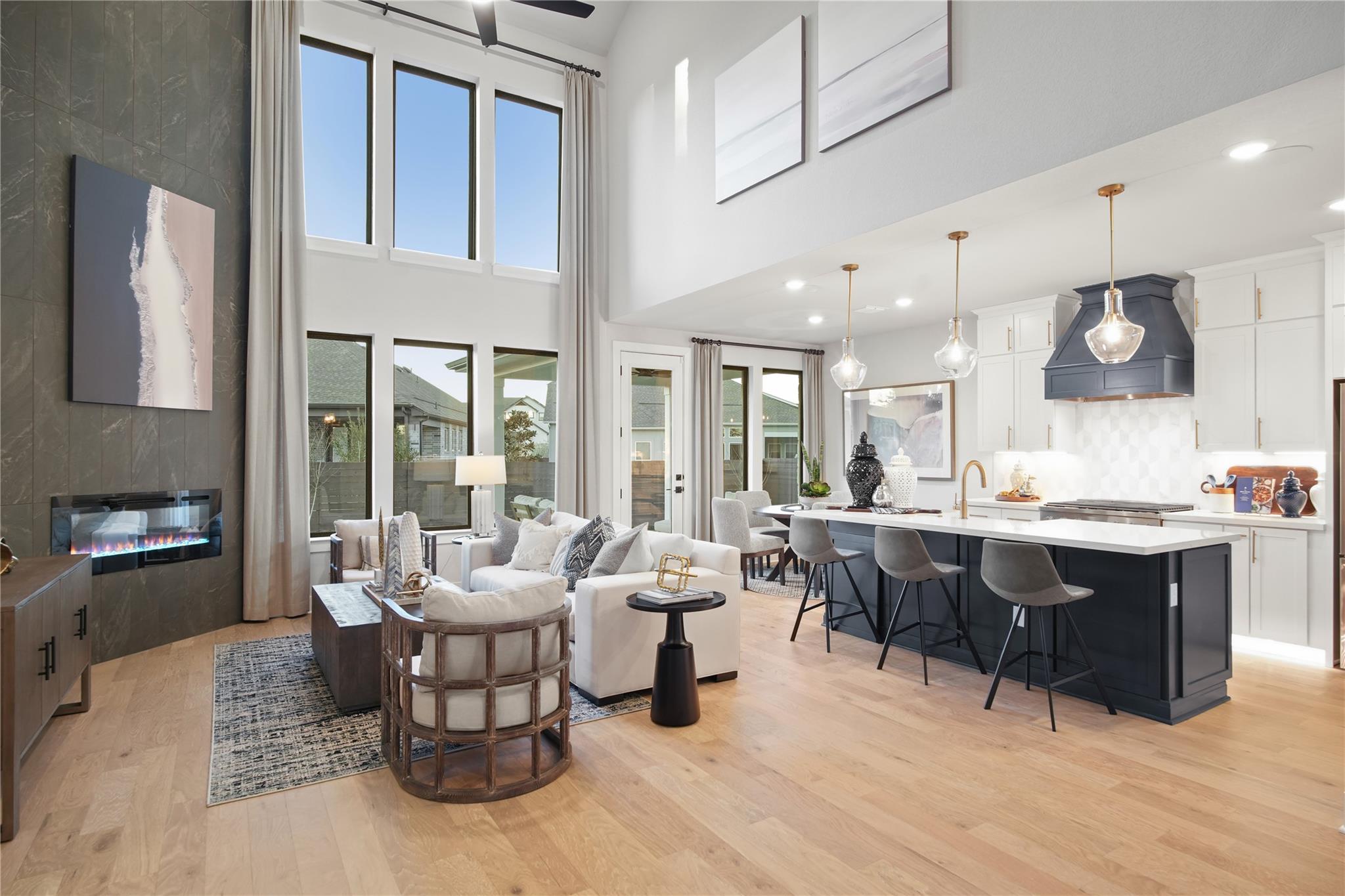 16424 Coursier Dr, Austin, TX 78738