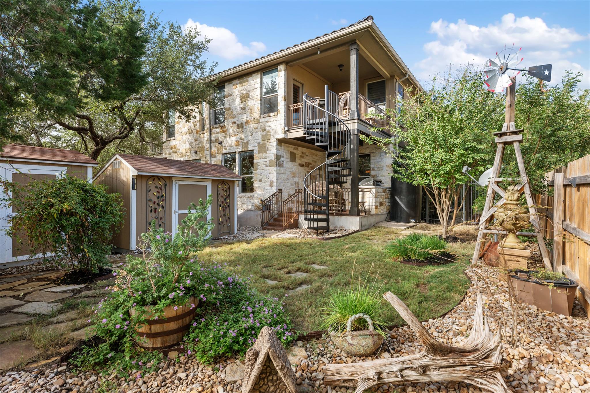 503 S Meadowlark St # A, Lakeway, TX 78734