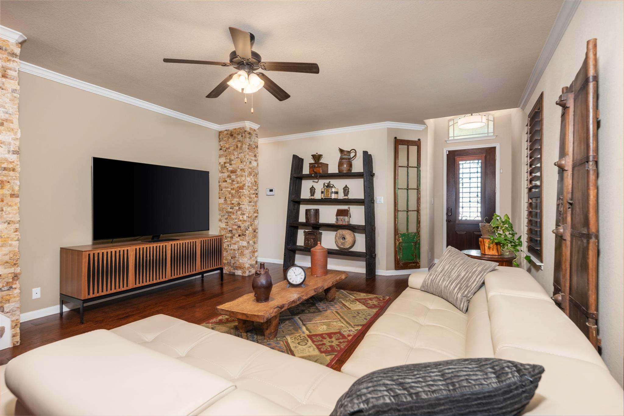 503 S Meadowlark St # A, Lakeway, TX 78734