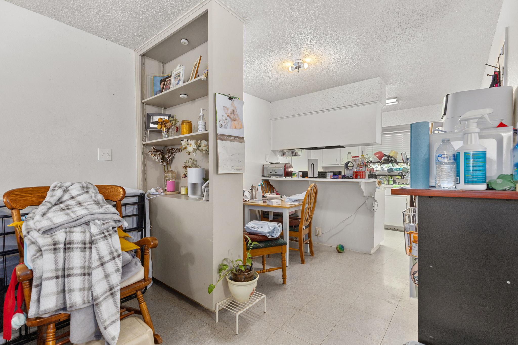 6911 Cooper Ln, Austin, TX 78745