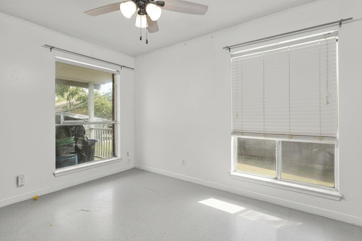 6911 Cooper Ln, Austin, TX 78745