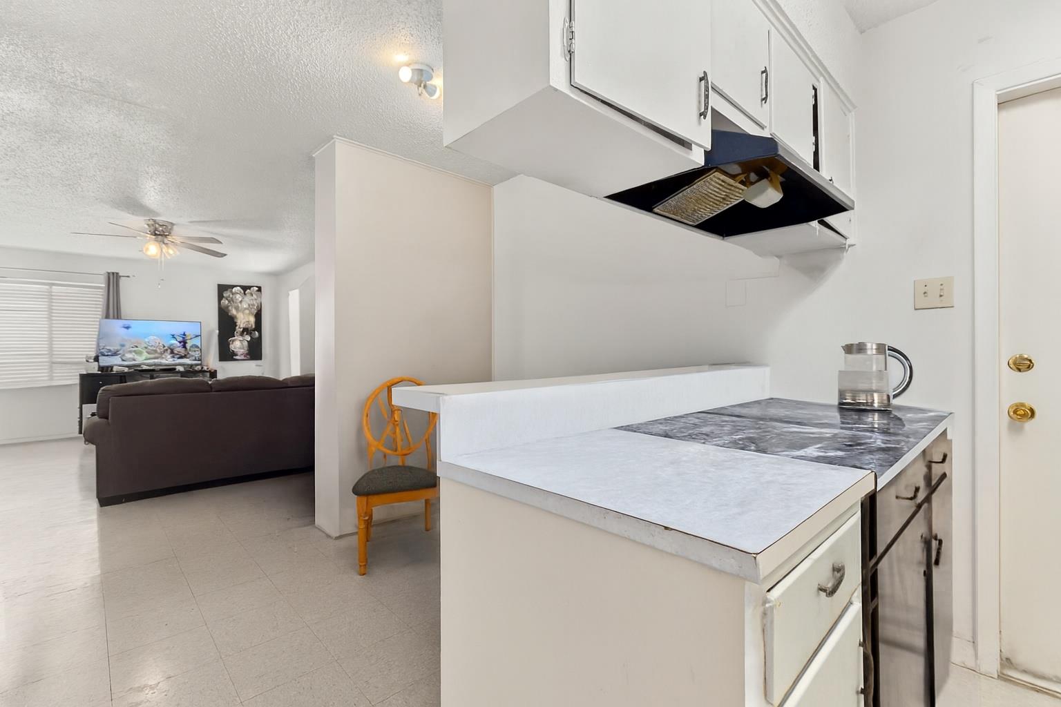 6911 Cooper Ln, Austin, TX 78745