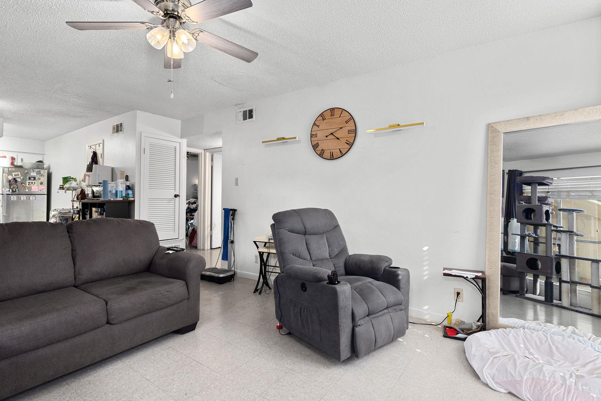 6911 Cooper Ln, Austin, TX 78745