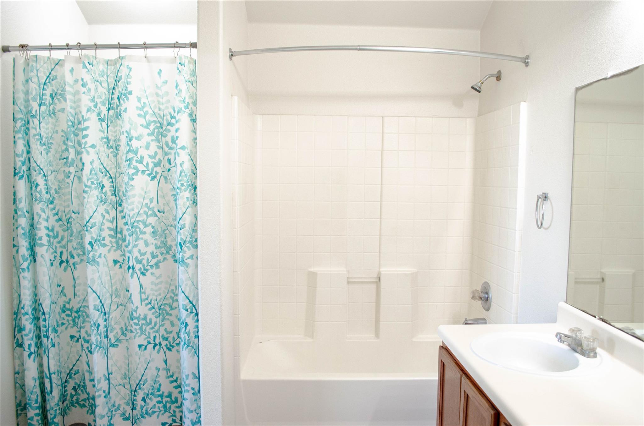 1108 Delia Chapa Ln, Hutto, TX 78634