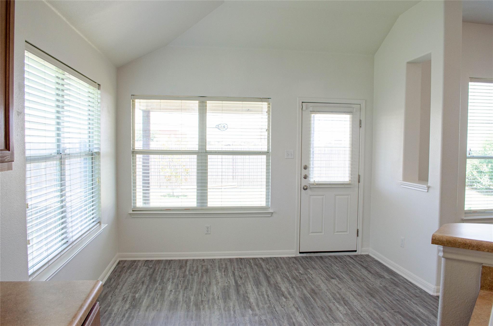 1108 Delia Chapa Ln, Hutto, TX 78634